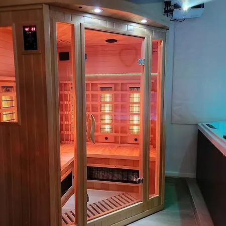 Le Reve Spa/sauna Ecran Cinema Centre *
